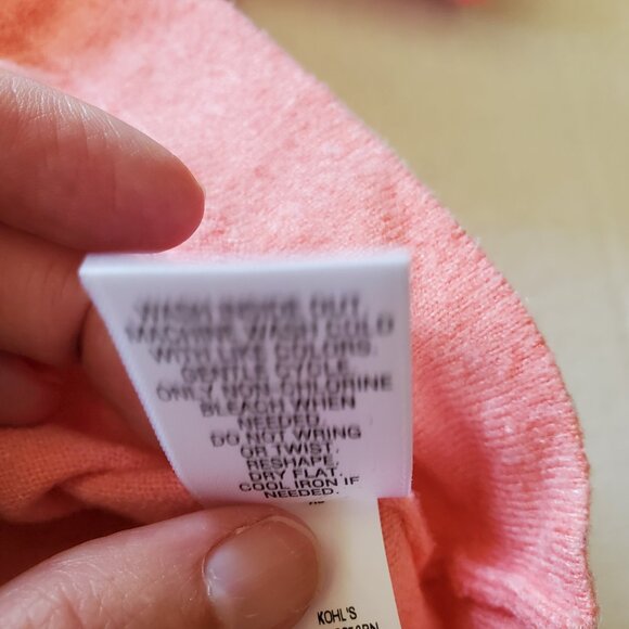 Croft & Barrow Coral Pull Over Lightweight Sweater Large - Picture 9 of 14